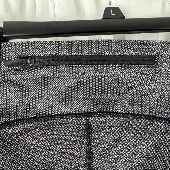 Lululemon Leggings with Pockets - Picture 5 of 7